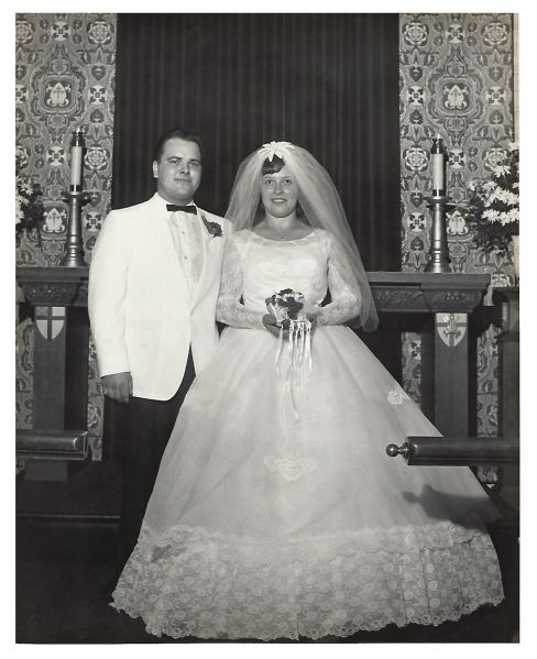 File:Paul and Dolly Berish Wedding.jpg