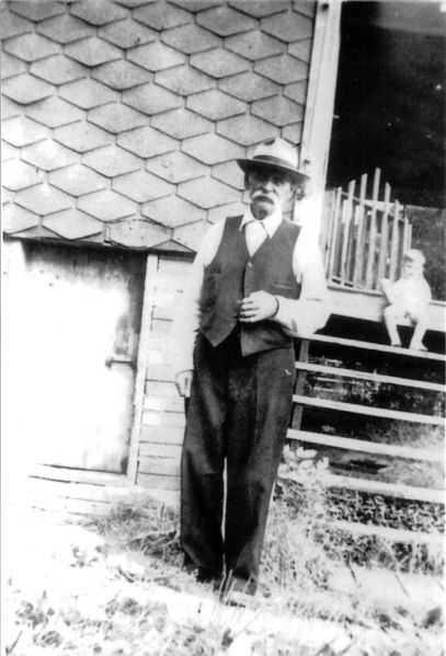 File:Stephen "Stif" Timko Sr (1869-1949).jpg